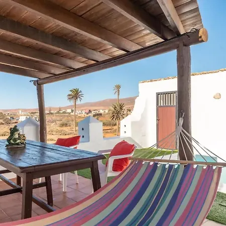 Villa Charming In With Private Pool