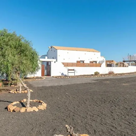 Charming In With Private Pool Villa