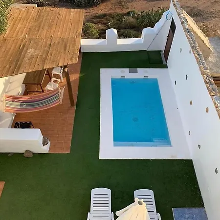 Charming In With Private Pool