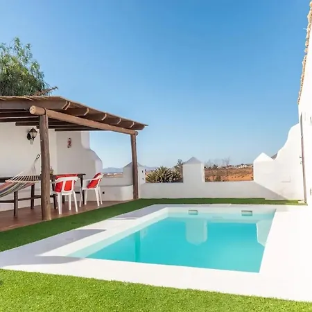 Charming In With Private Pool Willa *