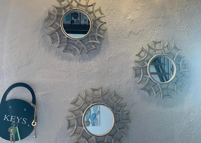 Villa Charming In With Private Pool