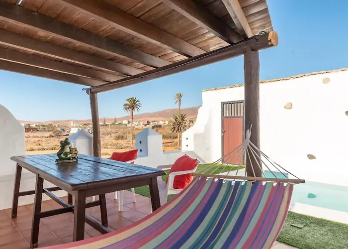 Villa Charming In With Private Pool